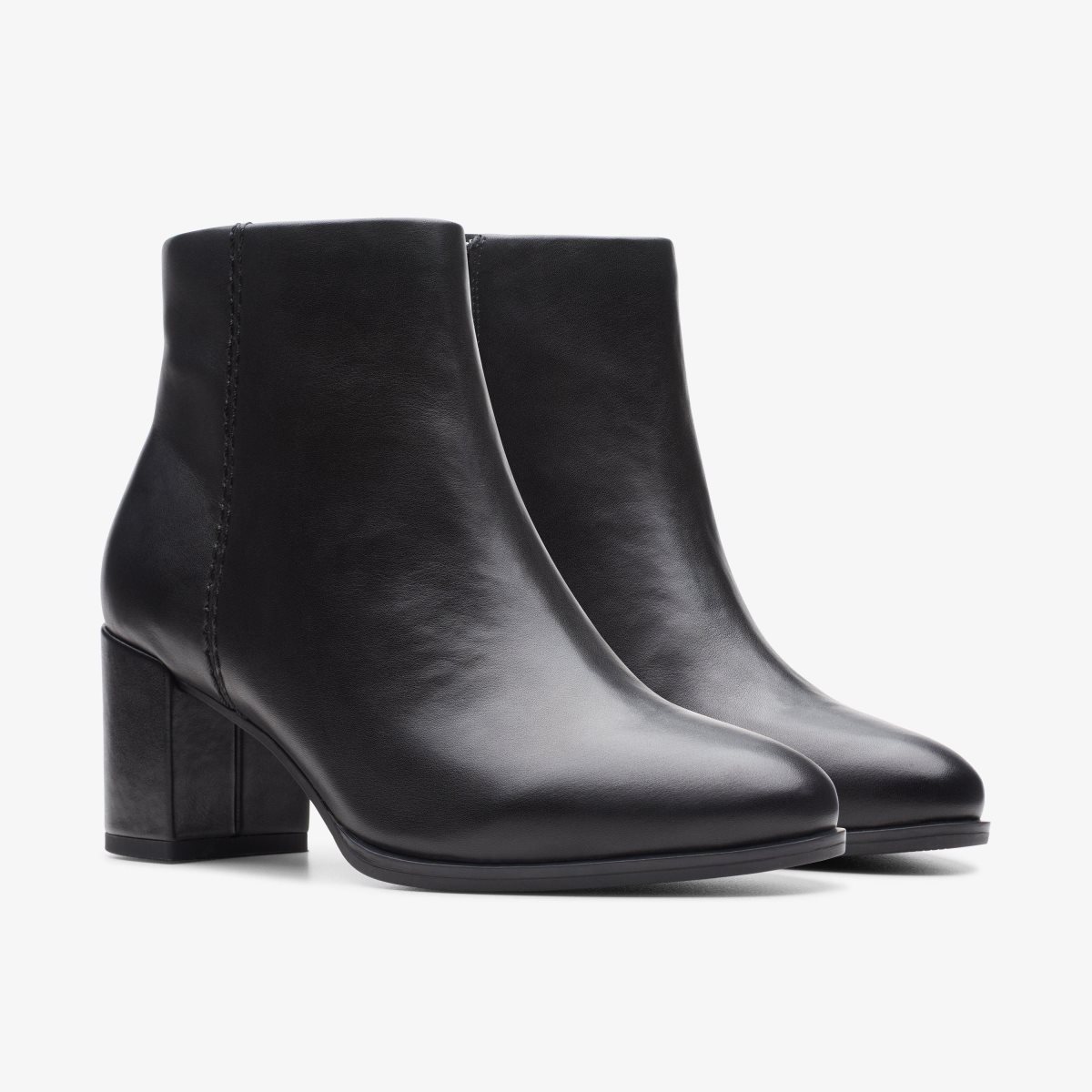 Clarks Freva 55 Zip Black Leather Black | CAIRH2403